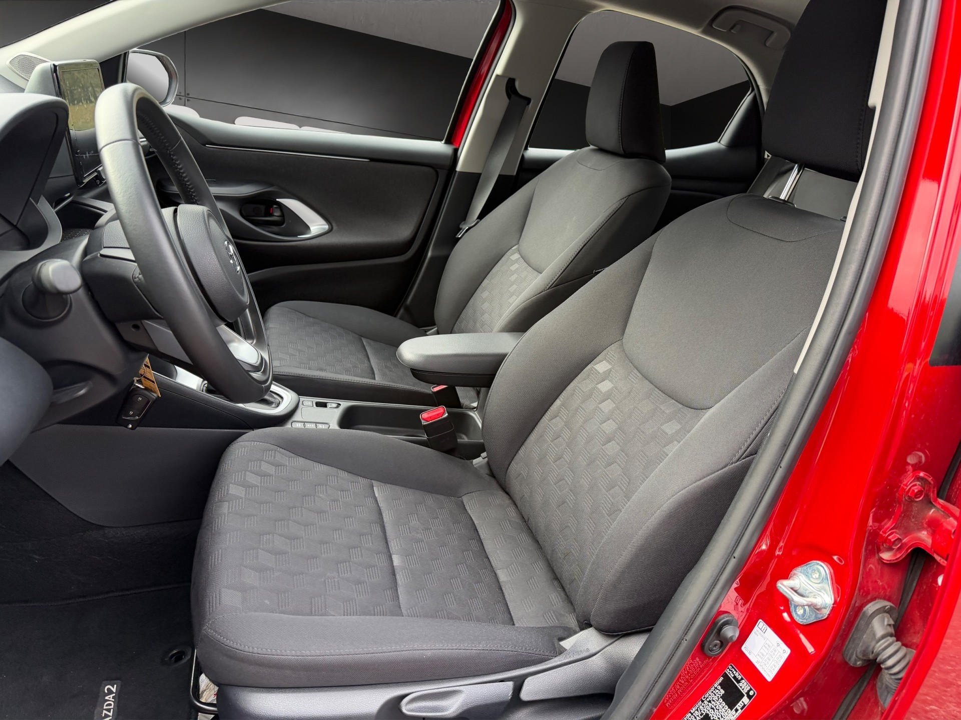 MAZDA 2 Hybrid Centre-line-image-9