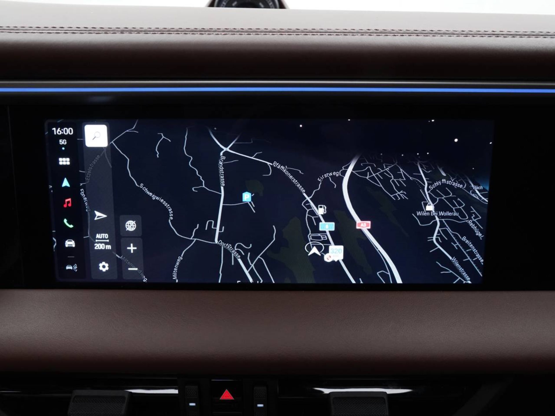 PORSCHE Macan 4-image-18