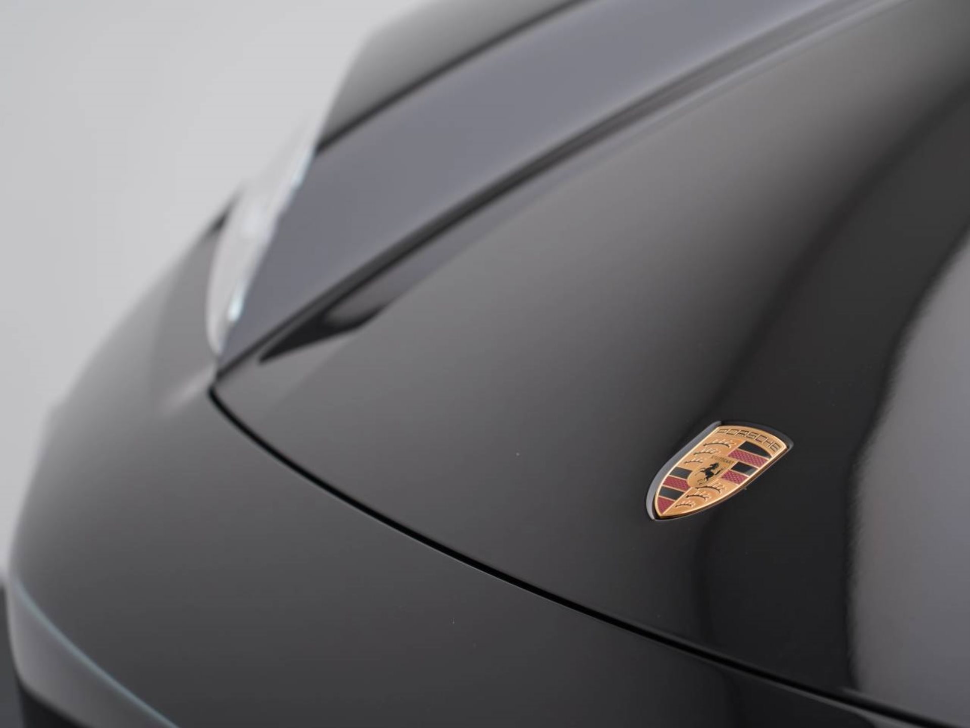 PORSCHE Macan 4-image-11