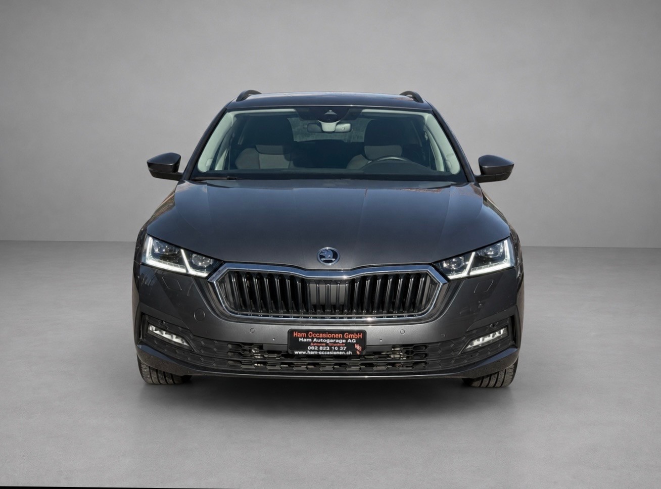 SKODA Octavia Combi 2.0 TDI DSG Ambition 4x4-image-0