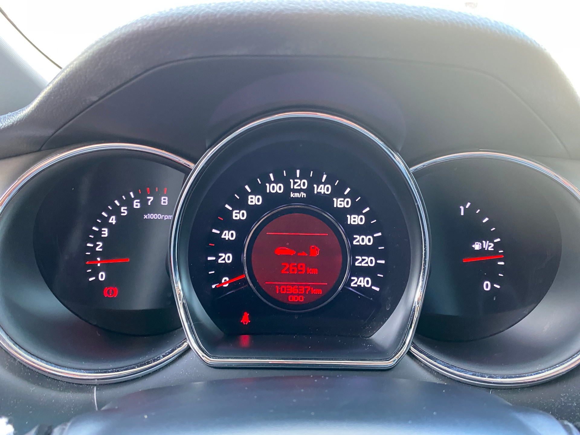 KIA Cee'd Sportswagon 1.6 GDi Trend-image-7