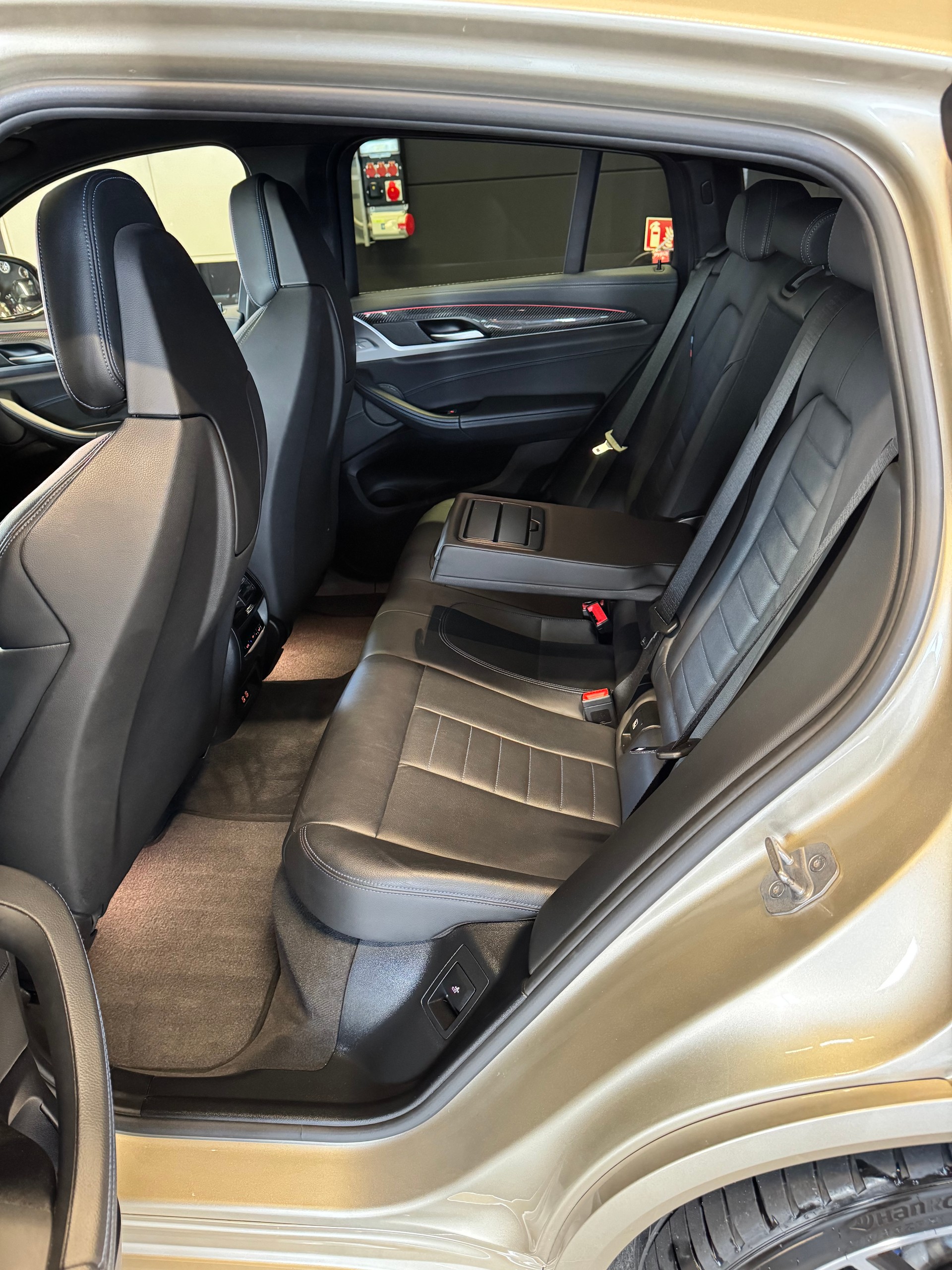 BMW X4 xDrive M40d Steptronic *CHAMPAGNEPAPI*INDIVIDUAL*-image-14