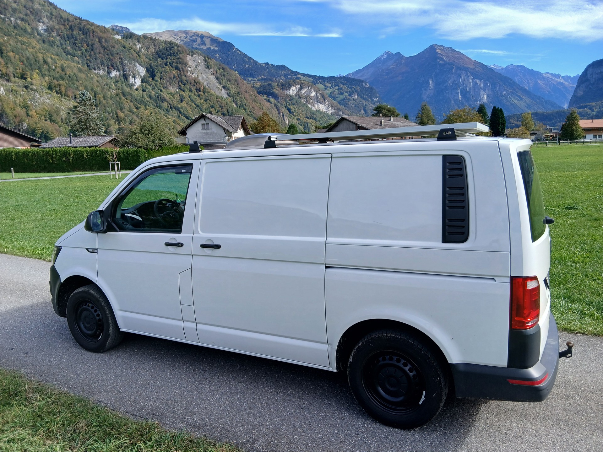 VW 2.0 TDI 102, 3 Sitze, 5 Türen, Handschaltung-image-1
