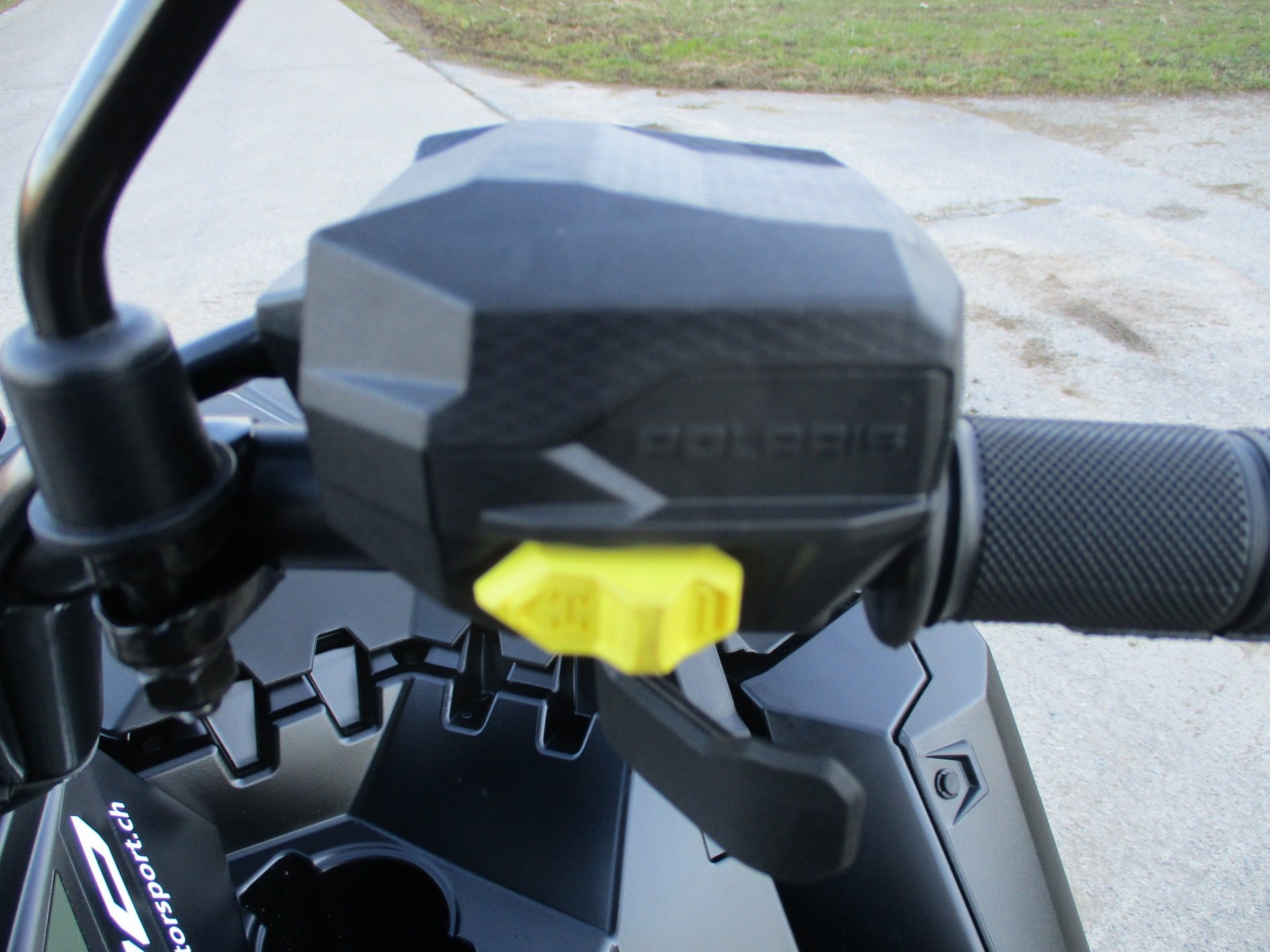 POLARIS SPORTSMAN XP 1000-image-12