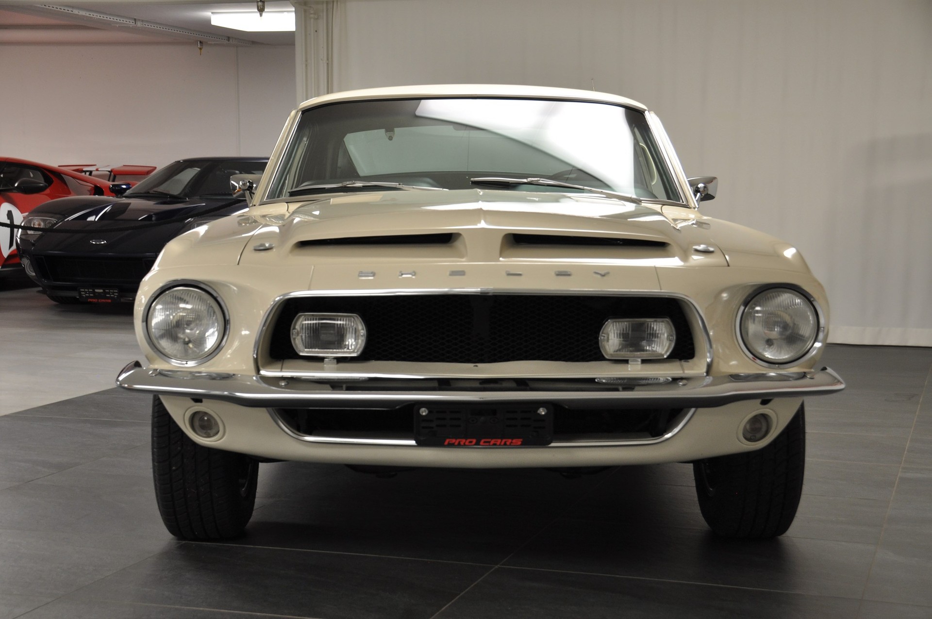 FORD MUSTANG Shelby GT350-image-11
