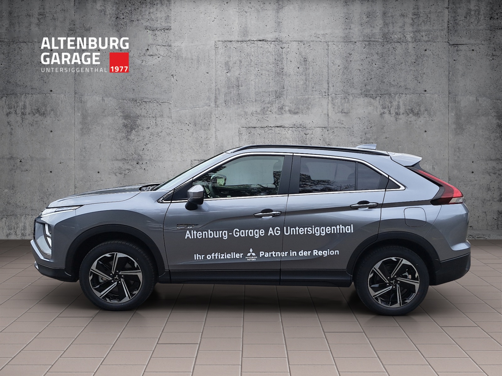 MITSUBISHI Eclipse Cross 2.4 PHEV Inform-image-1