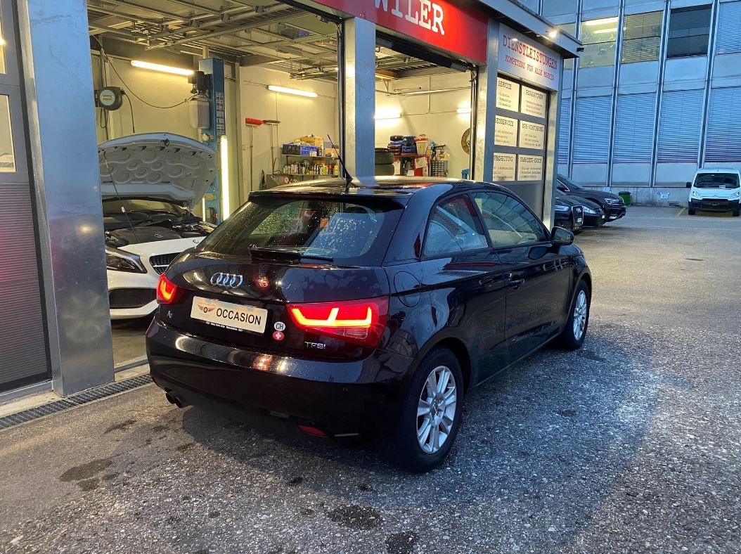 AUDI A1 1.4 TFSI Ambition-image-4