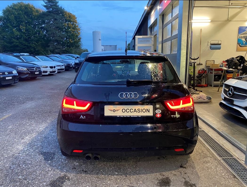 AUDI A1 1.4 TFSI Ambition-image-5
