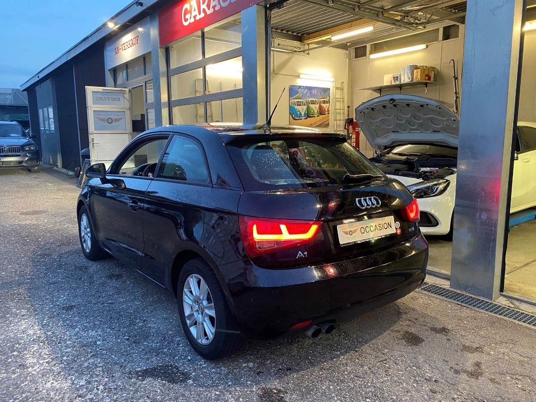 AUDI A1 1.4 TFSI Ambition-image-6