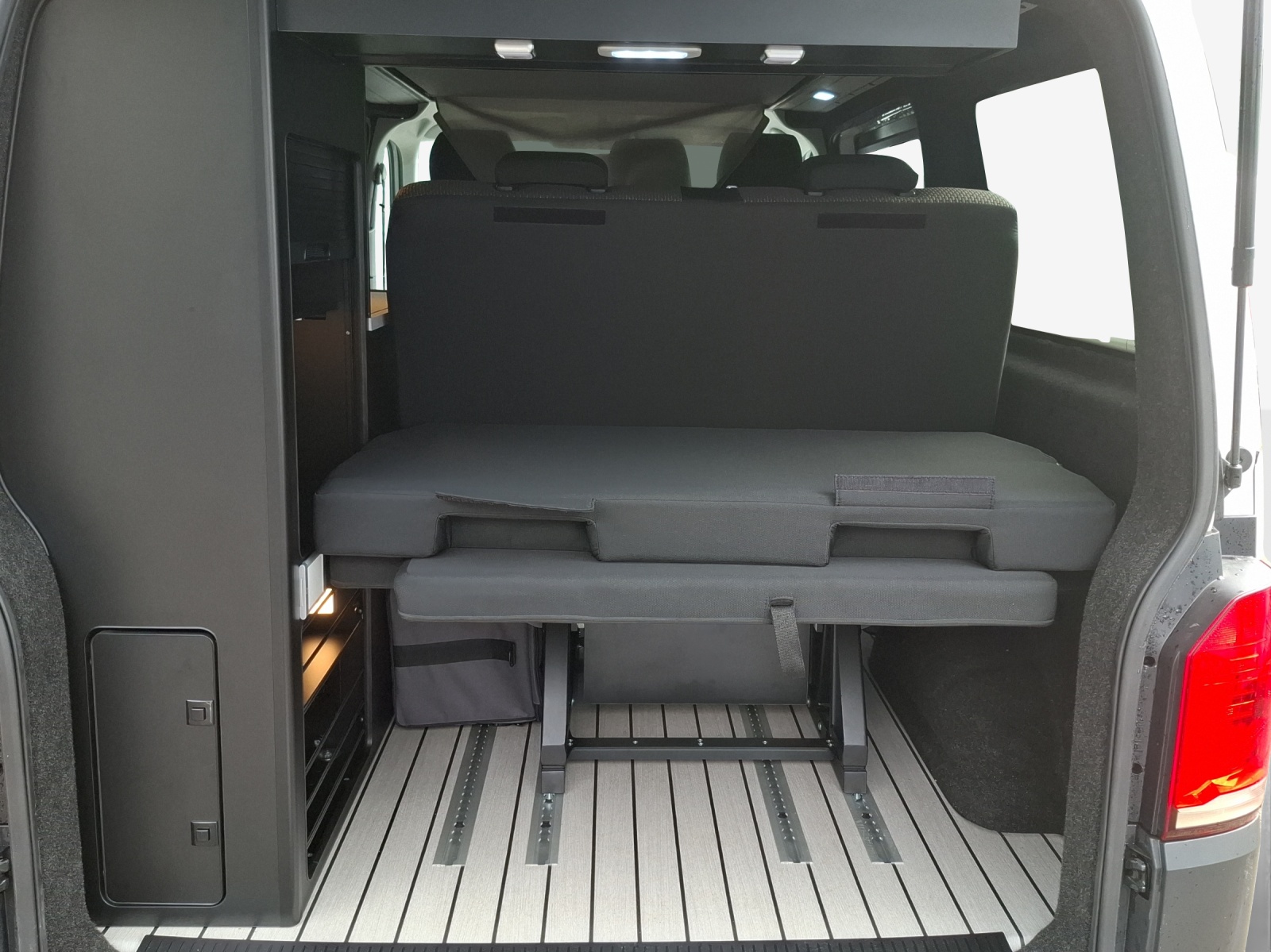 VW T6.1 2.0 TDI Envia Free-image-12
