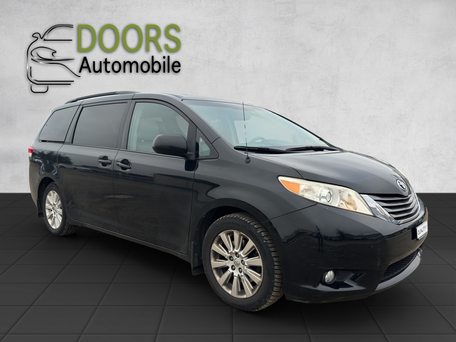 TOYOTA Sienna 3.5 A 4WD