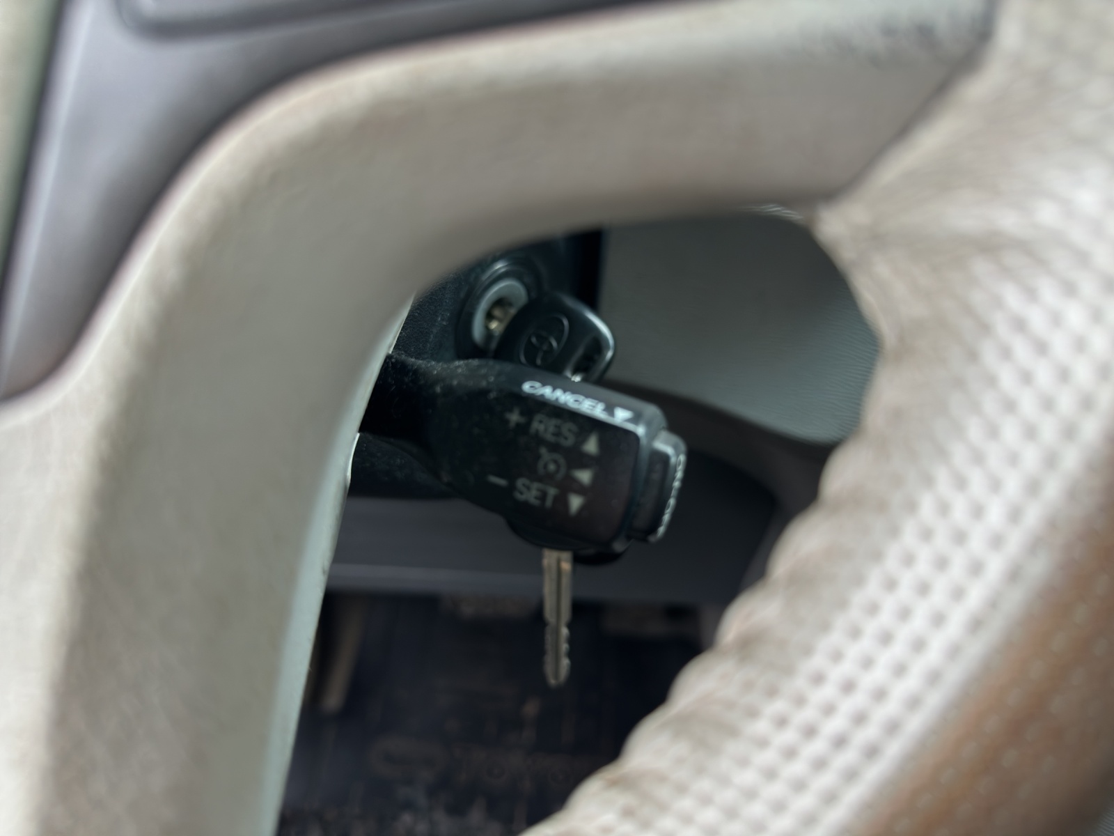 TOYOTA Sienna 3.5 A 4WD-image-16