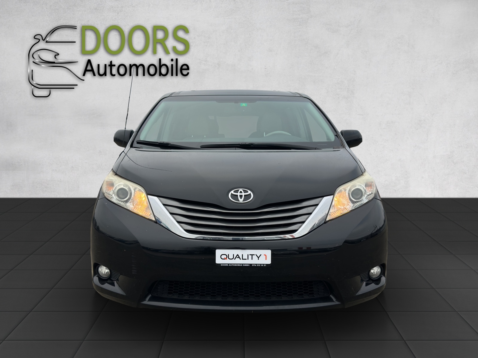 TOYOTA Sienna 3.5 A 4WD-showroom-element-1