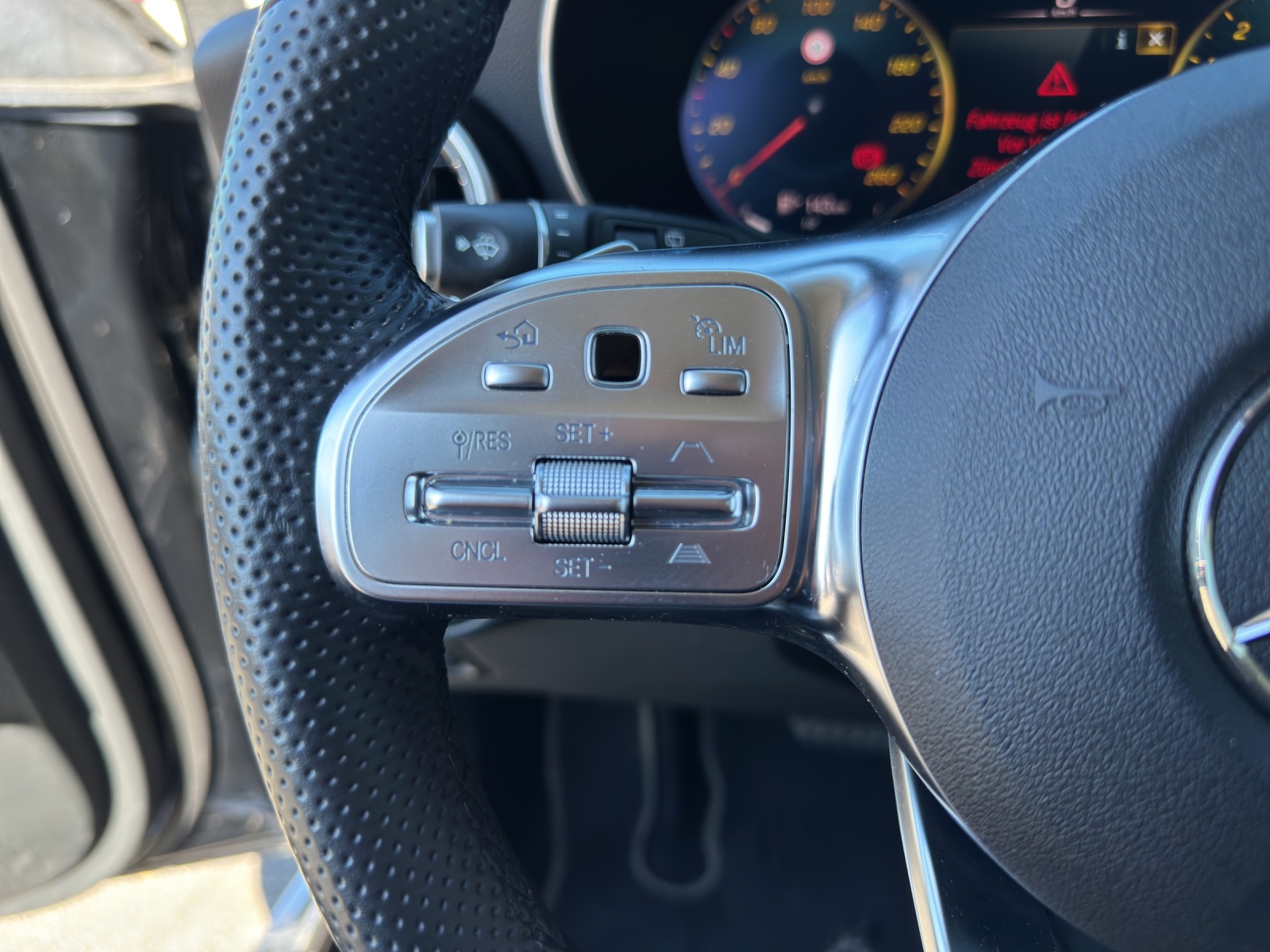 Image MERCEDES-BENZ GLC-300 GLC 300 e AMG Line 4Matic 9G-Tronic