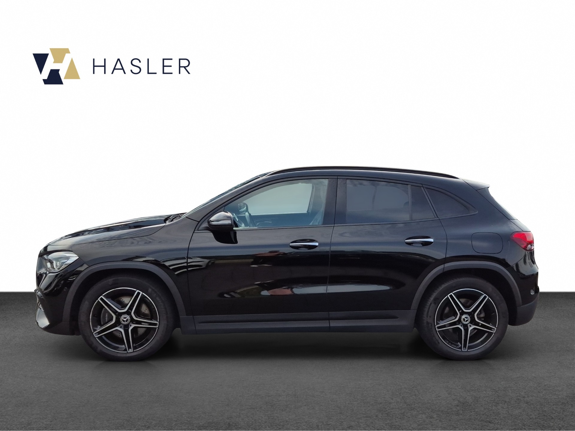 MERCEDES-BENZ GLA 250 4Matic AMG Line 8G-DCT-image-6