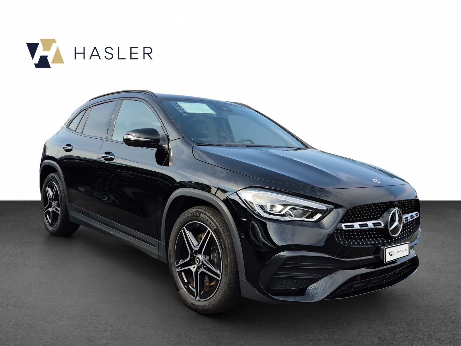 MERCEDES-BENZ GLA 250 4Matic AMG Line 8G-DCT-image-5