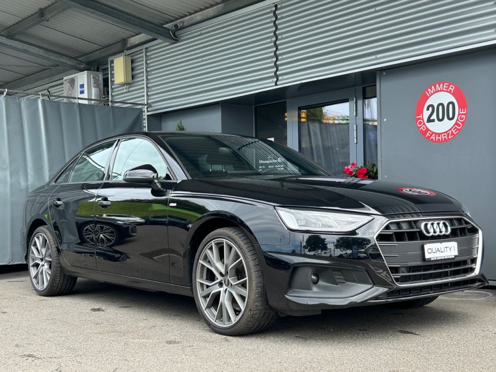 AUDI A4 30 TDi S line-image-1