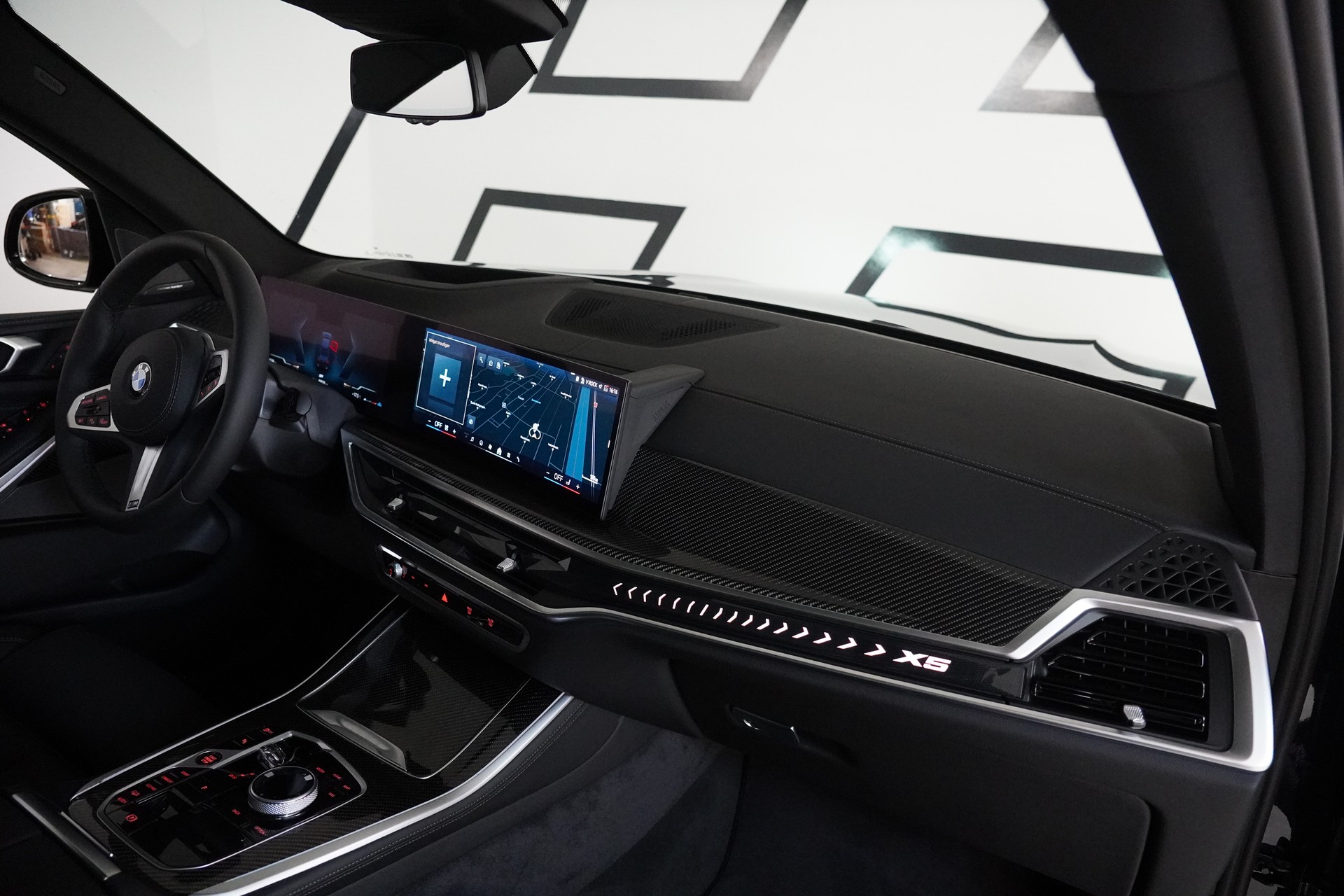 BMW X5 xDrive 48V 30d M Sport Pro Steptronic-image-17