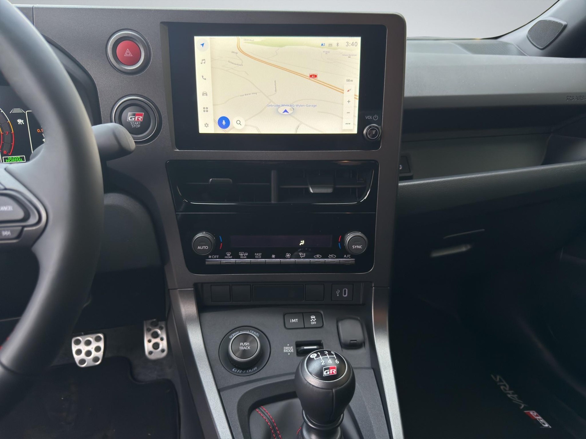 TOYOTA GR Yaris 1.6 Turbo Sport 4x4-image-12