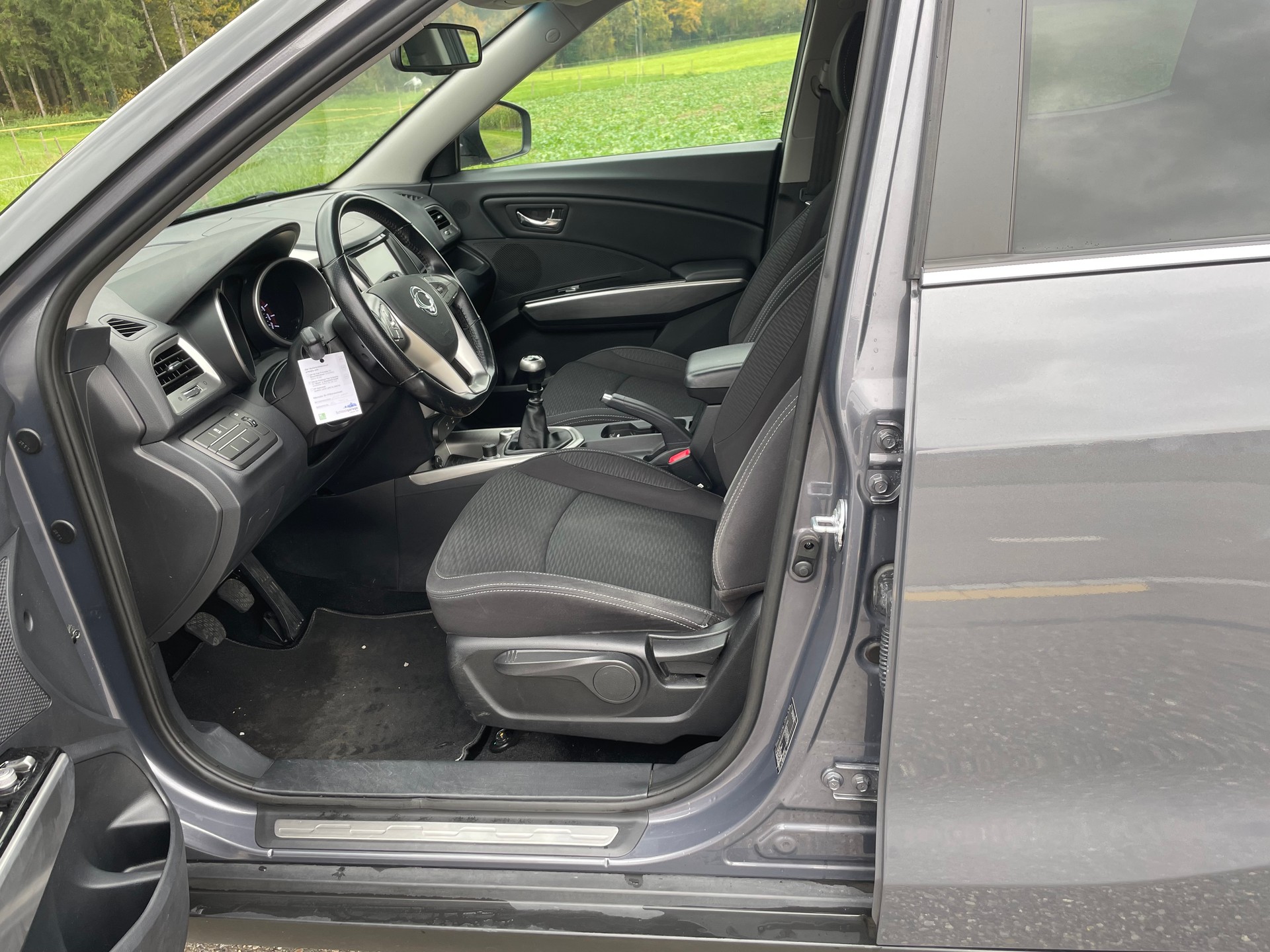 KGM-SsangYong Tivoli 1.6 e-XGi Quartz 2WD-image-8