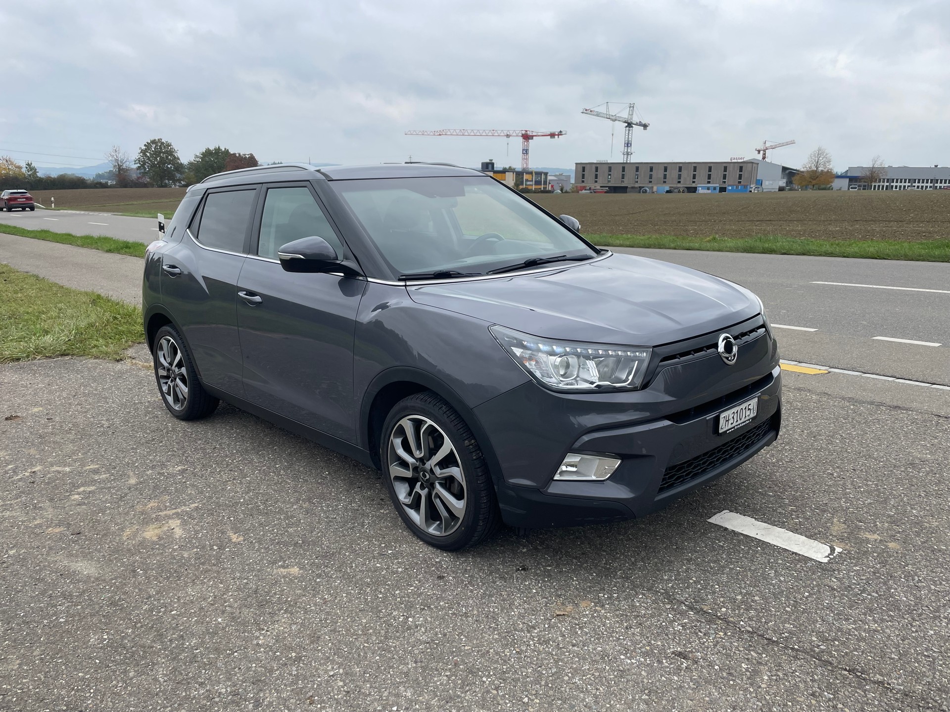 KGM-SsangYong Tivoli 1.6 e-XGi Quartz 2WD-image-2