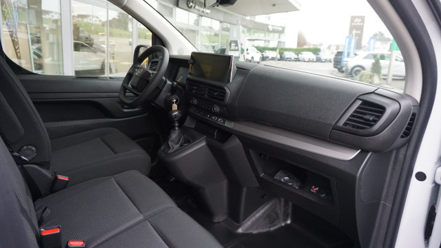 OPEL Vivaro Cargo 1.5 D M EyB-image-9