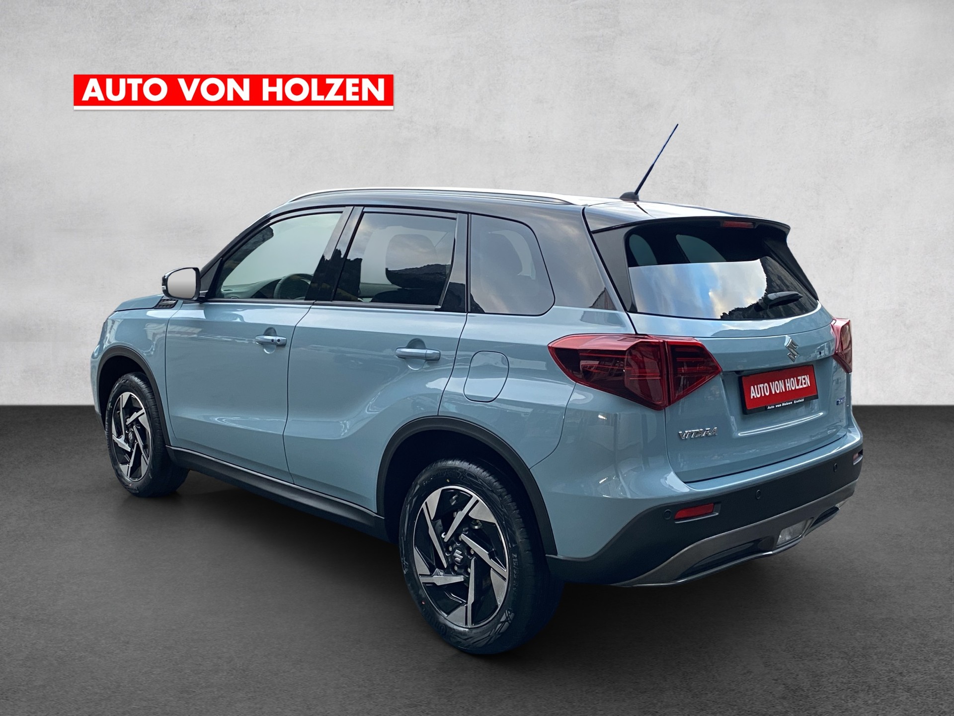 SUZUKI Vitara 1.4 Boosterjet Compact Top 4x4 Hybrid Automatic-image-2