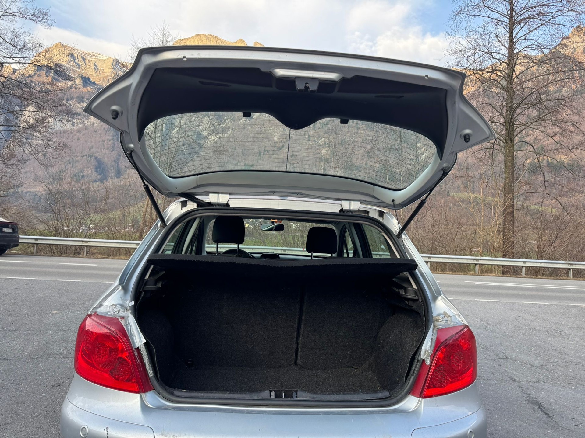 PEUGEOT 307 2.0 16V XSi-image-15