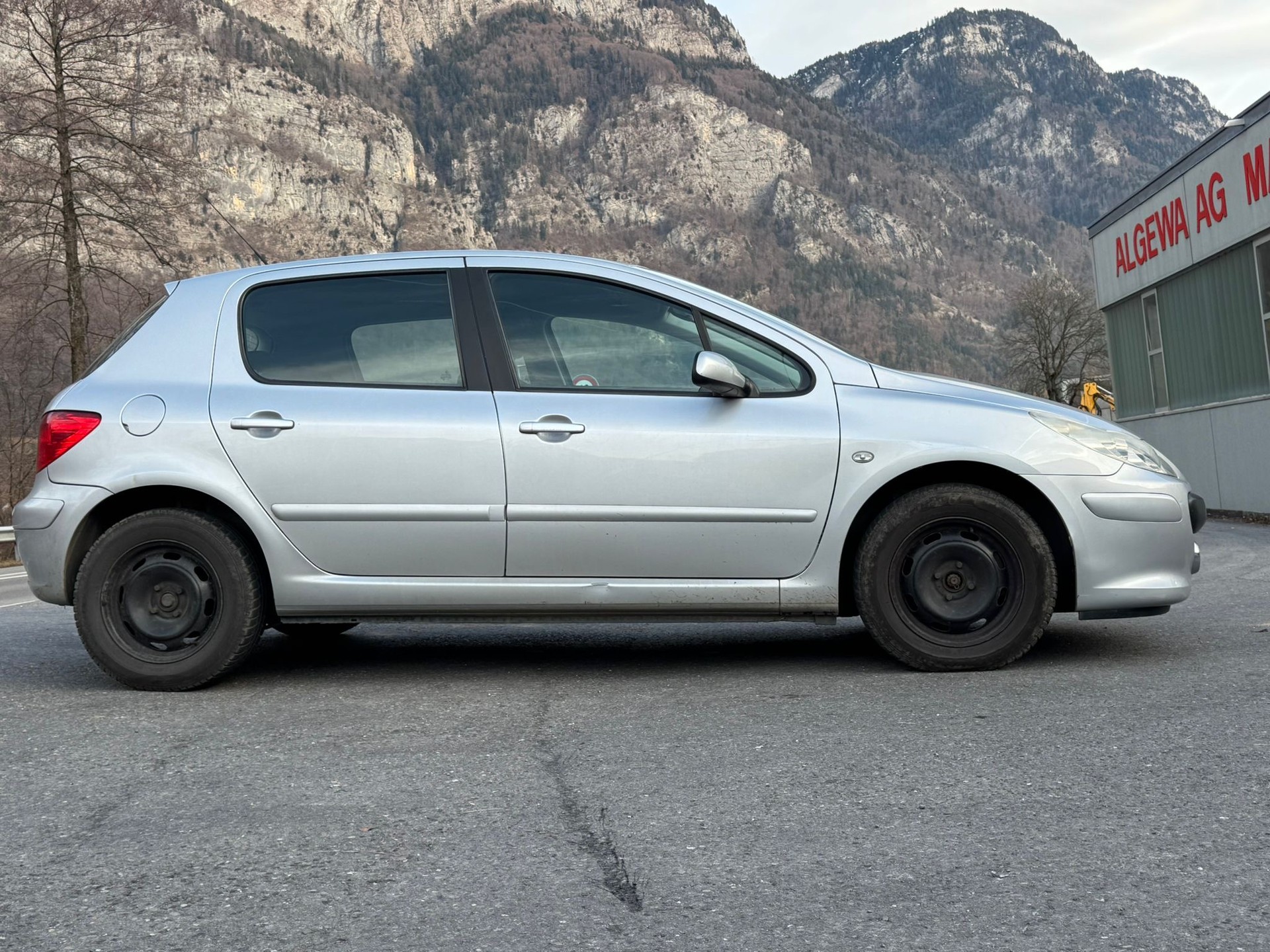 PEUGEOT 307 2.0 16V XSi-image-7