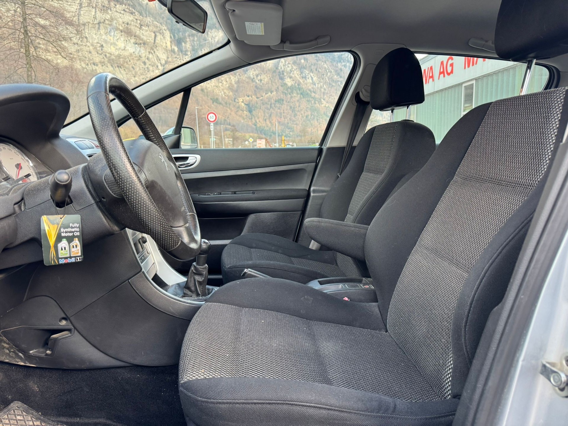 PEUGEOT 307 2.0 16V XSi-image-3