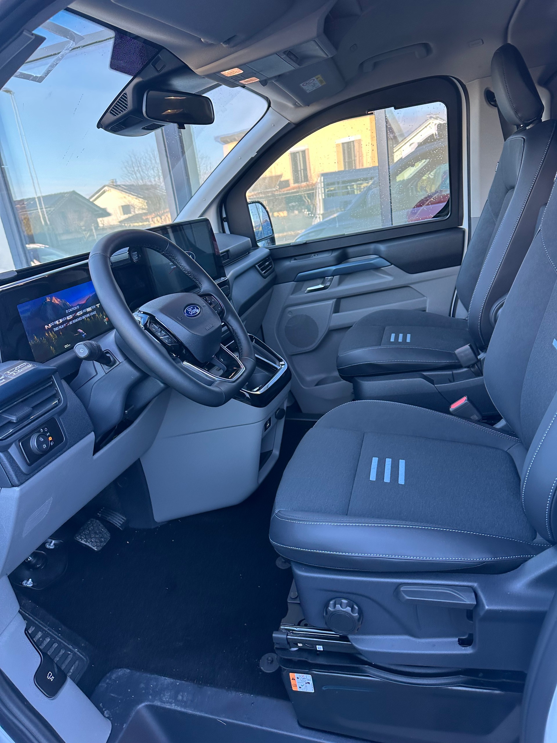 FORD Transit C Nugget 320 L2 2.0 Ec Active/170CV/Aut.-image-9