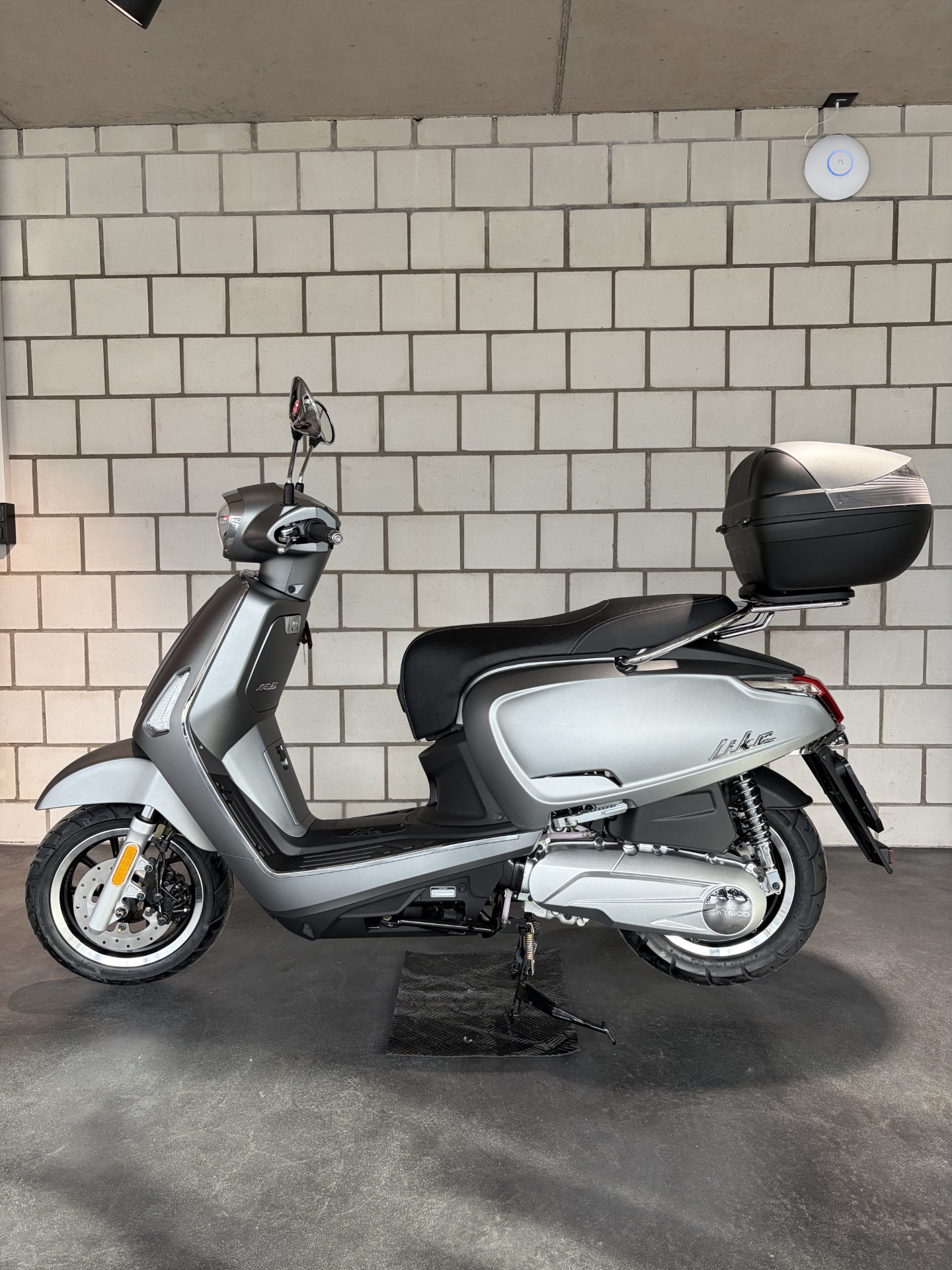 KYMCO New Like 125i CBS + Topcase-showroom-element-3