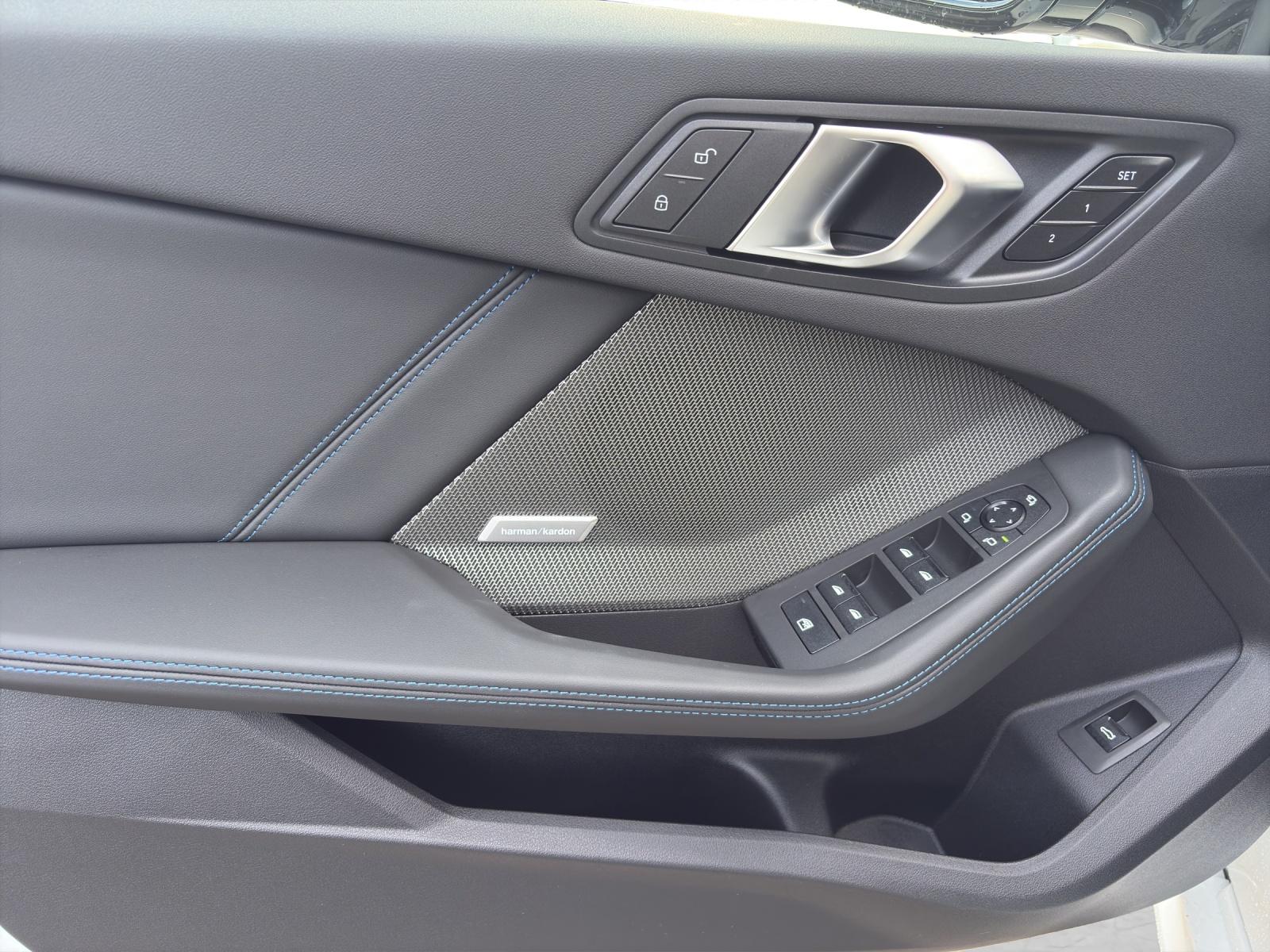 BMW 123 xDrive-image-16