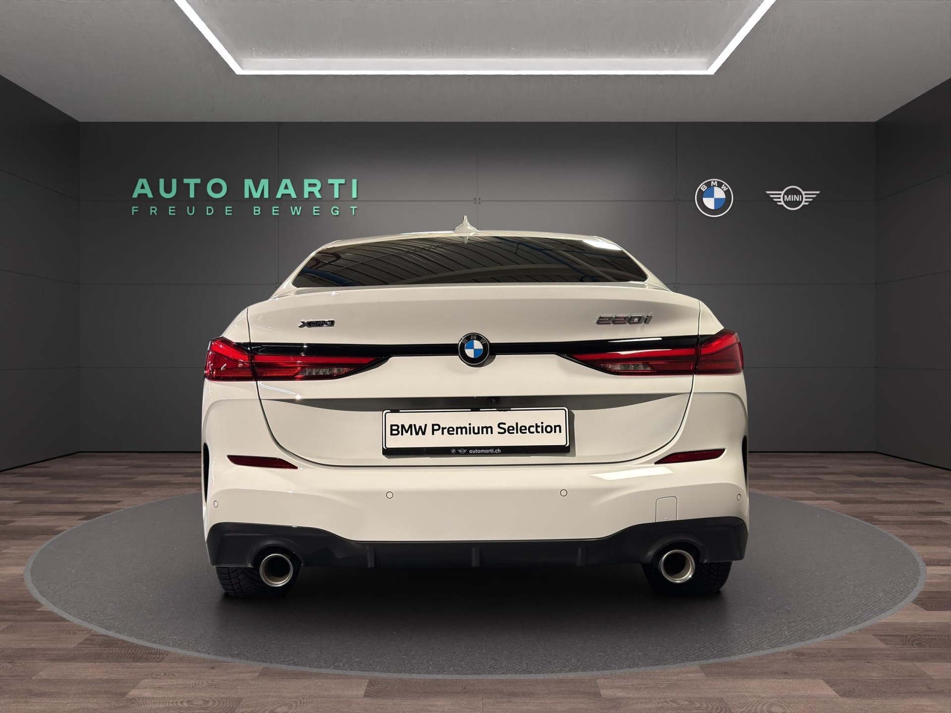 BMW 220i xDrive Gran Coupé M Sport-image-2