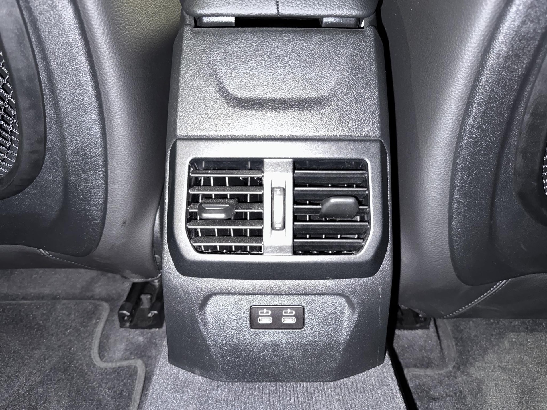 BMW 220i xDrive Gran Coupé M Sport-image-10