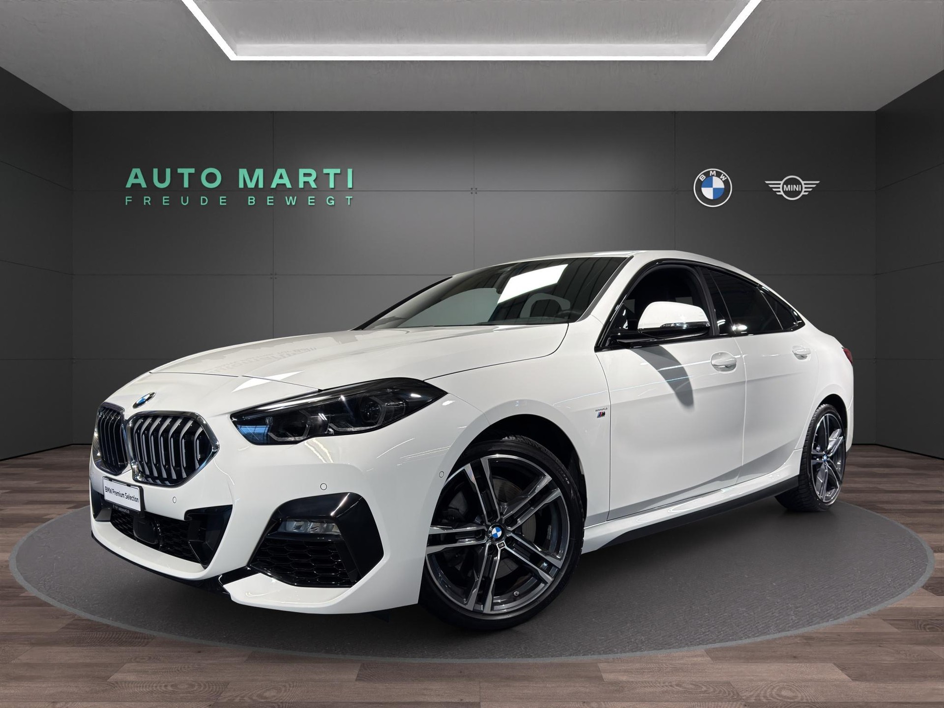 BMW 220i xDrive Gran Coupé M Sport-image-0