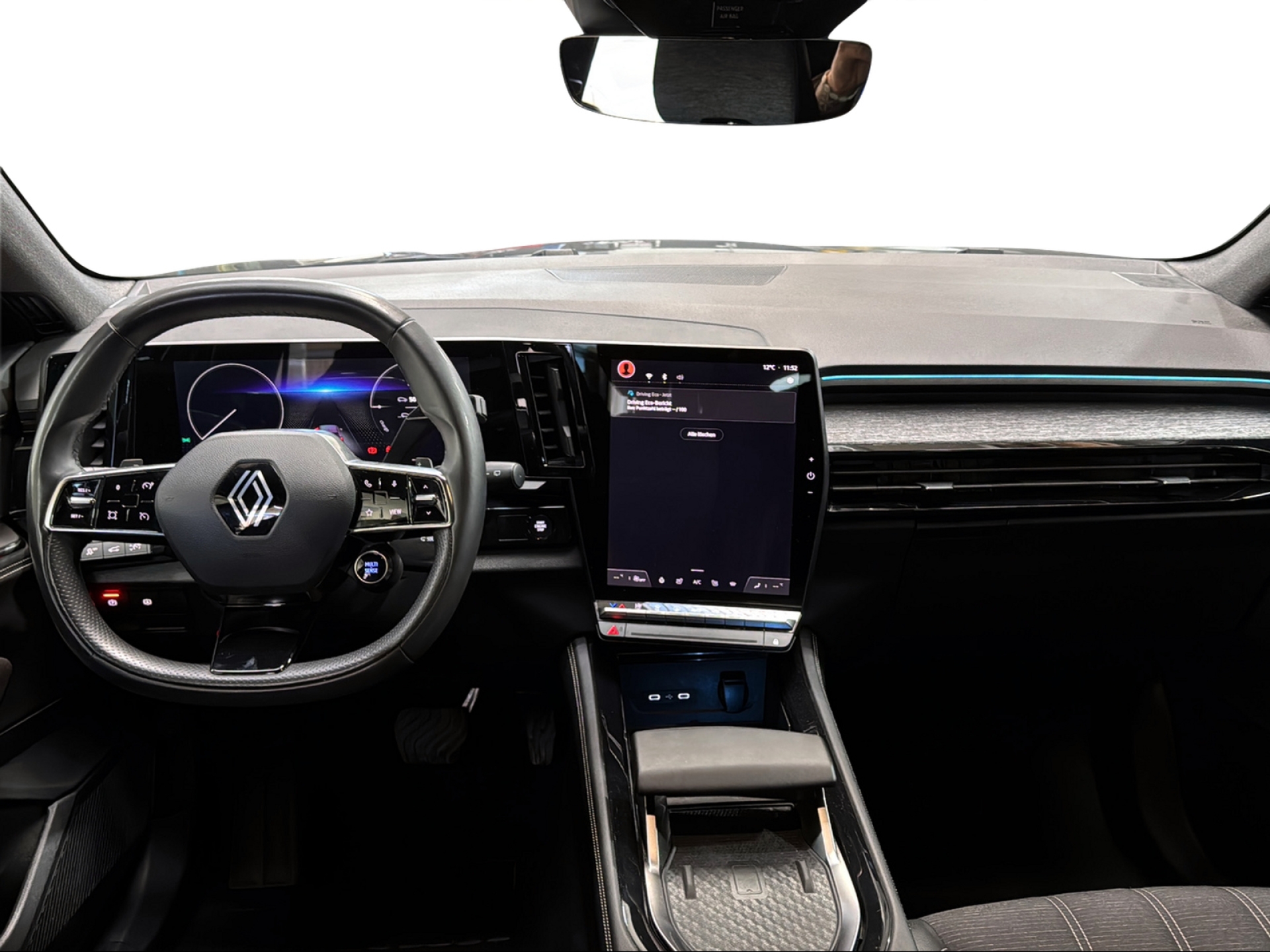 RENAULT Austral 1.2 E-Tech techno-image-12