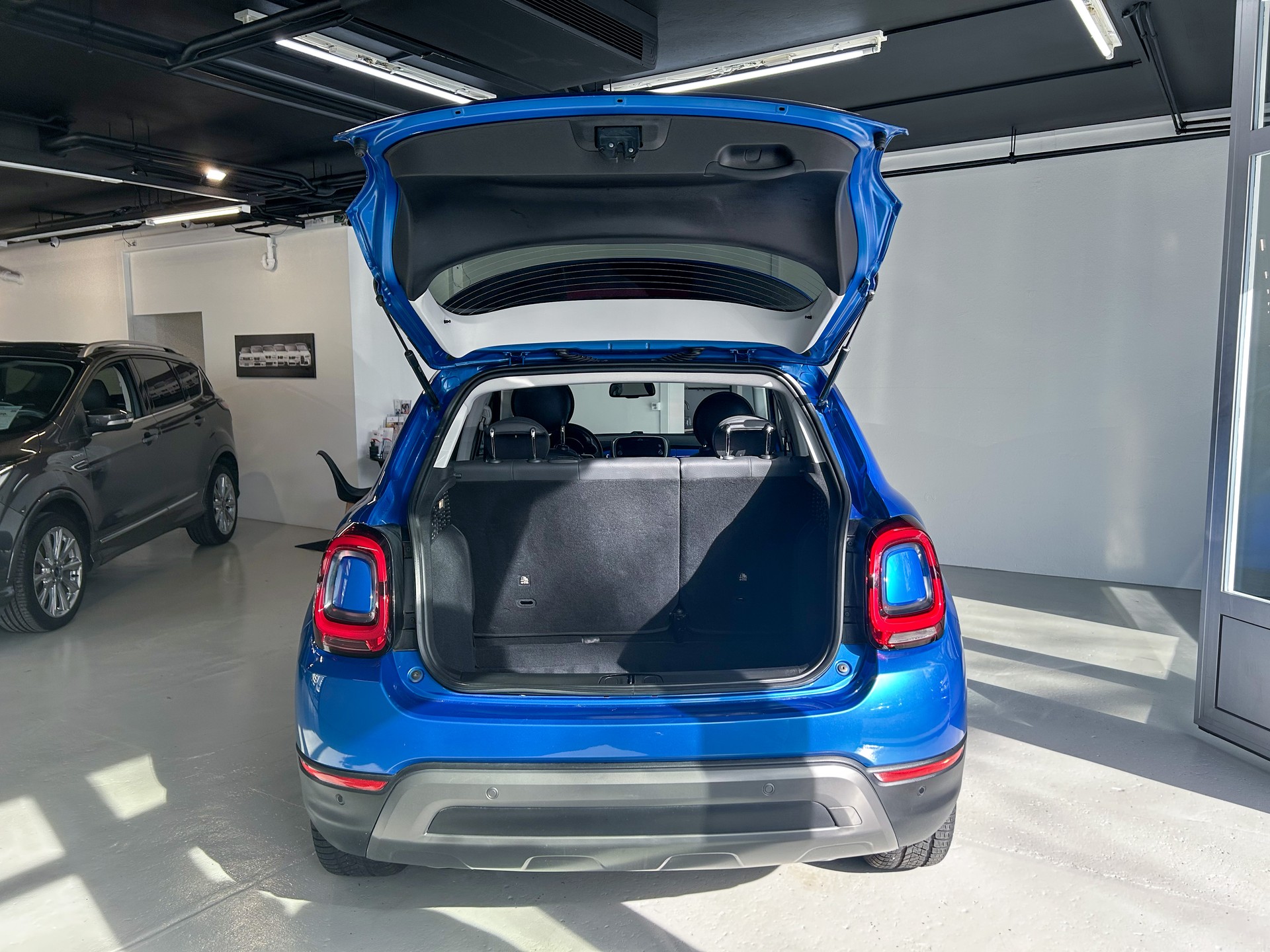 FIAT 500X 2.0MJ Cross 4x4 Automatic-image-6