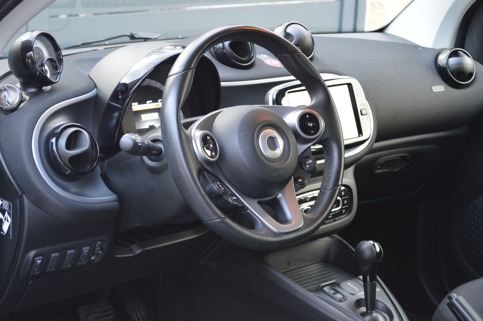 SMART fortwo EQ passion (incl. Batterie)-image-7