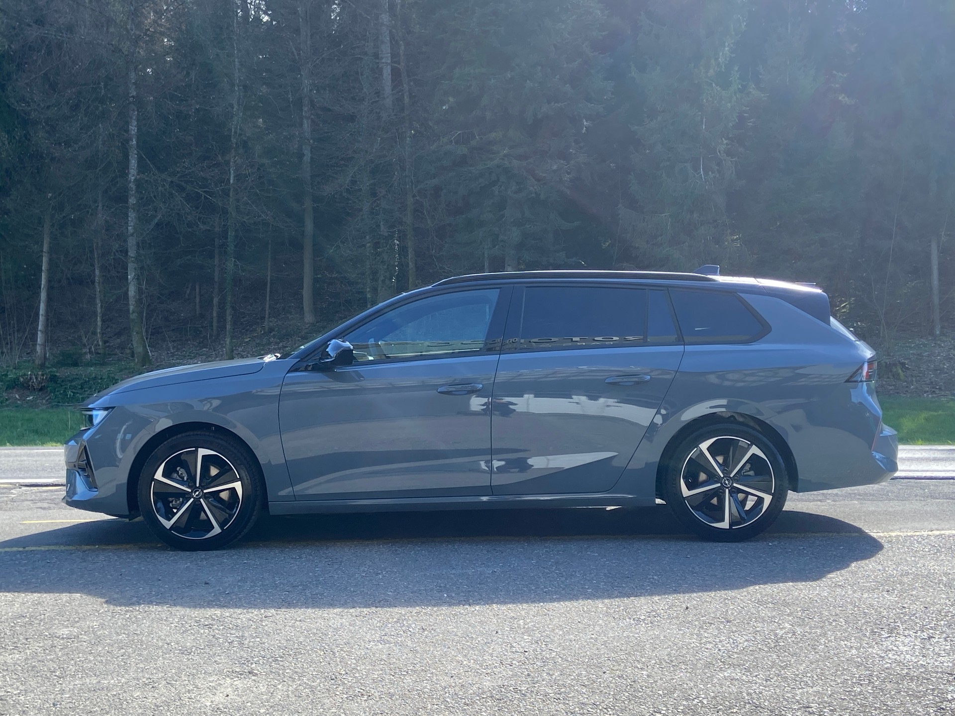 OPEL Astra Sports Tourer 1.2i Turbo GS Automat-image-15