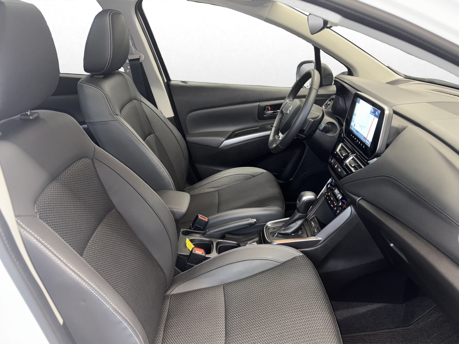 SUZUKI S-Cross 1.5 Piz Sulai Top Hybrid 4x4-image-9
