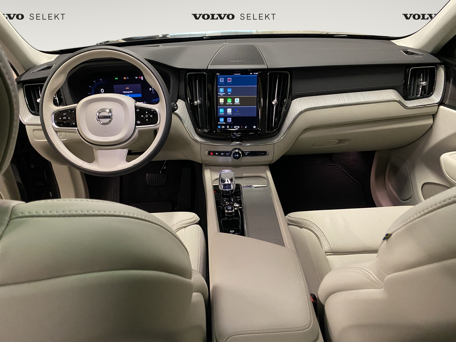 VOLVO XC60 2.0 T6 TE Ultimate Dark eAWD-image-10