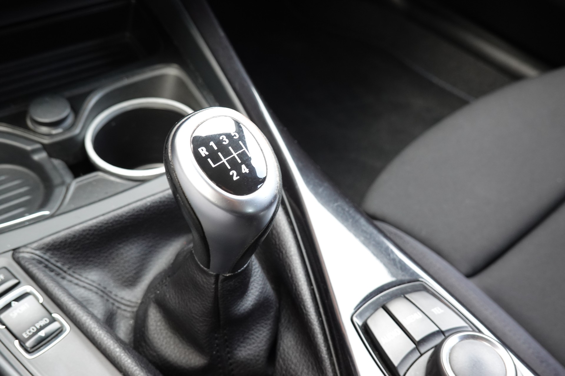 BMW 116i Sport Line - "Service à jour * Aide au stationnement arrière * Sport Line * Drive Select * Tempomat"-image-10