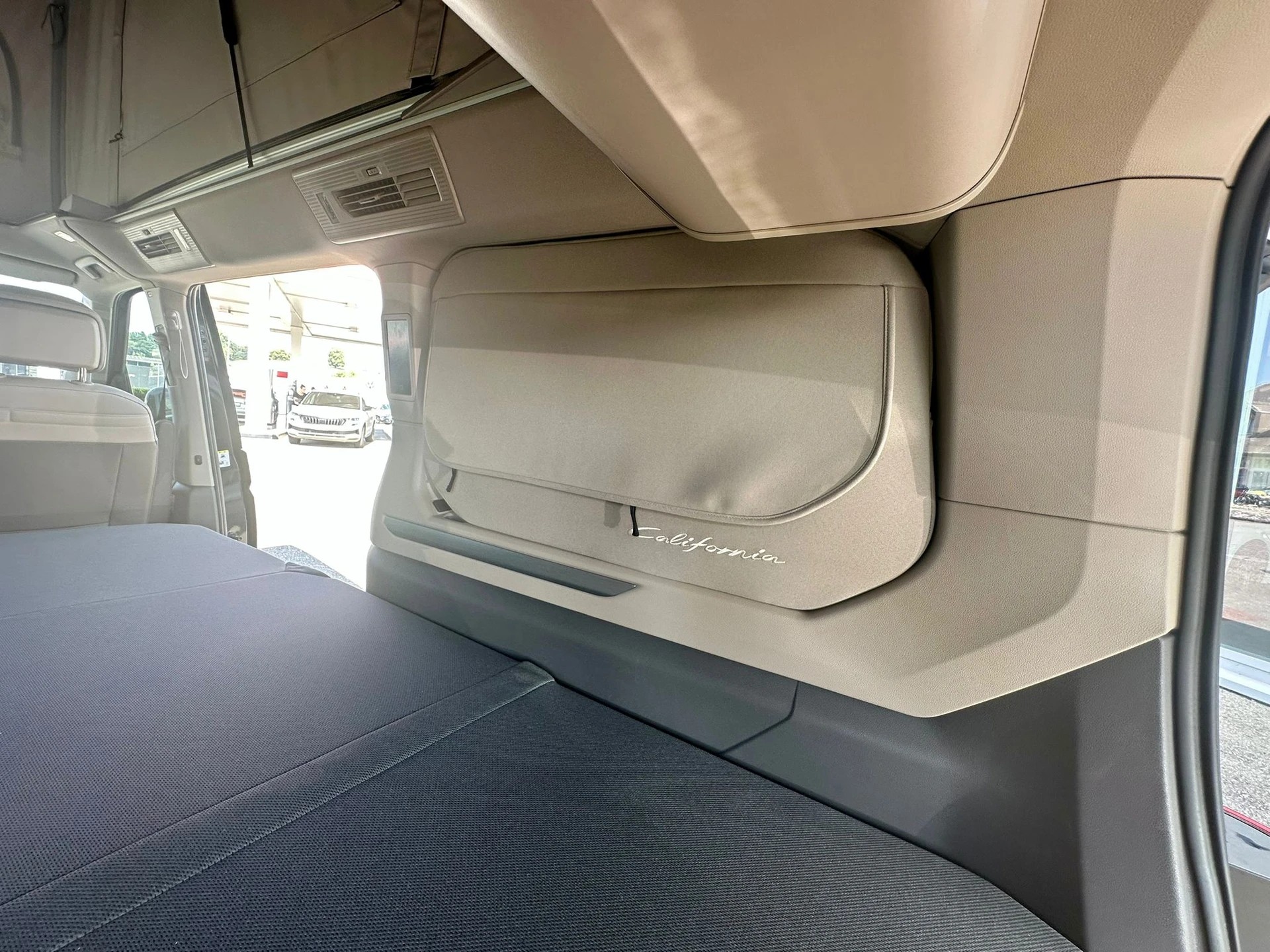 VW California 2.0 TDI Ocean Liberty DSG-image-21