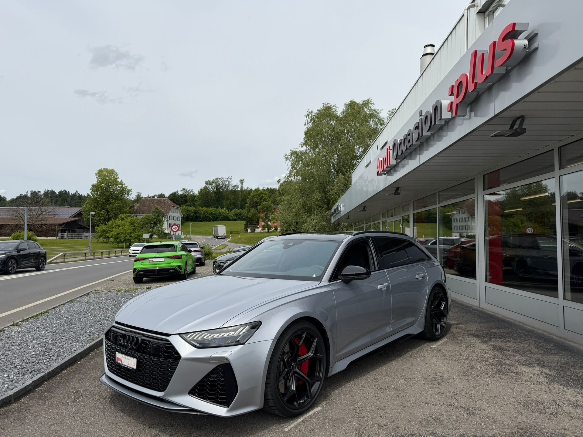 AUDI RS6 Avant 4.0 TFSI V8 Performance quattro-image-5