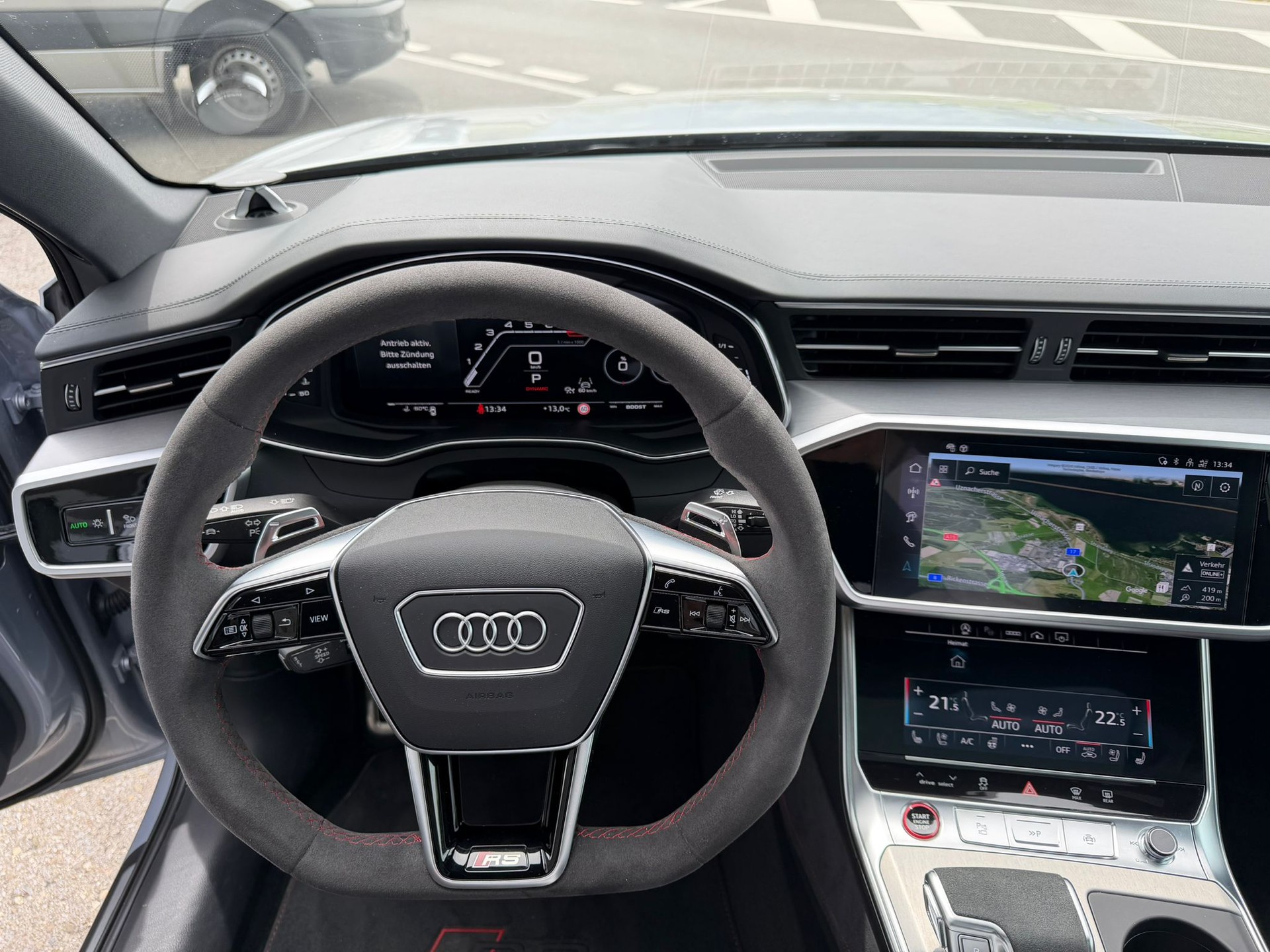 AUDI RS6 Avant 4.0 TFSI V8 Performance quattro-image-14
