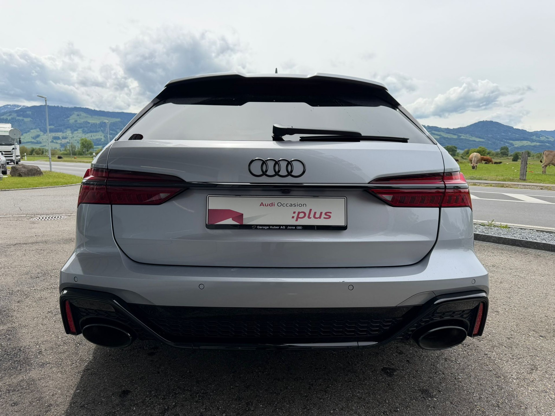 AUDI RS6 Avant 4.0 TFSI V8 Performance quattro-image-3