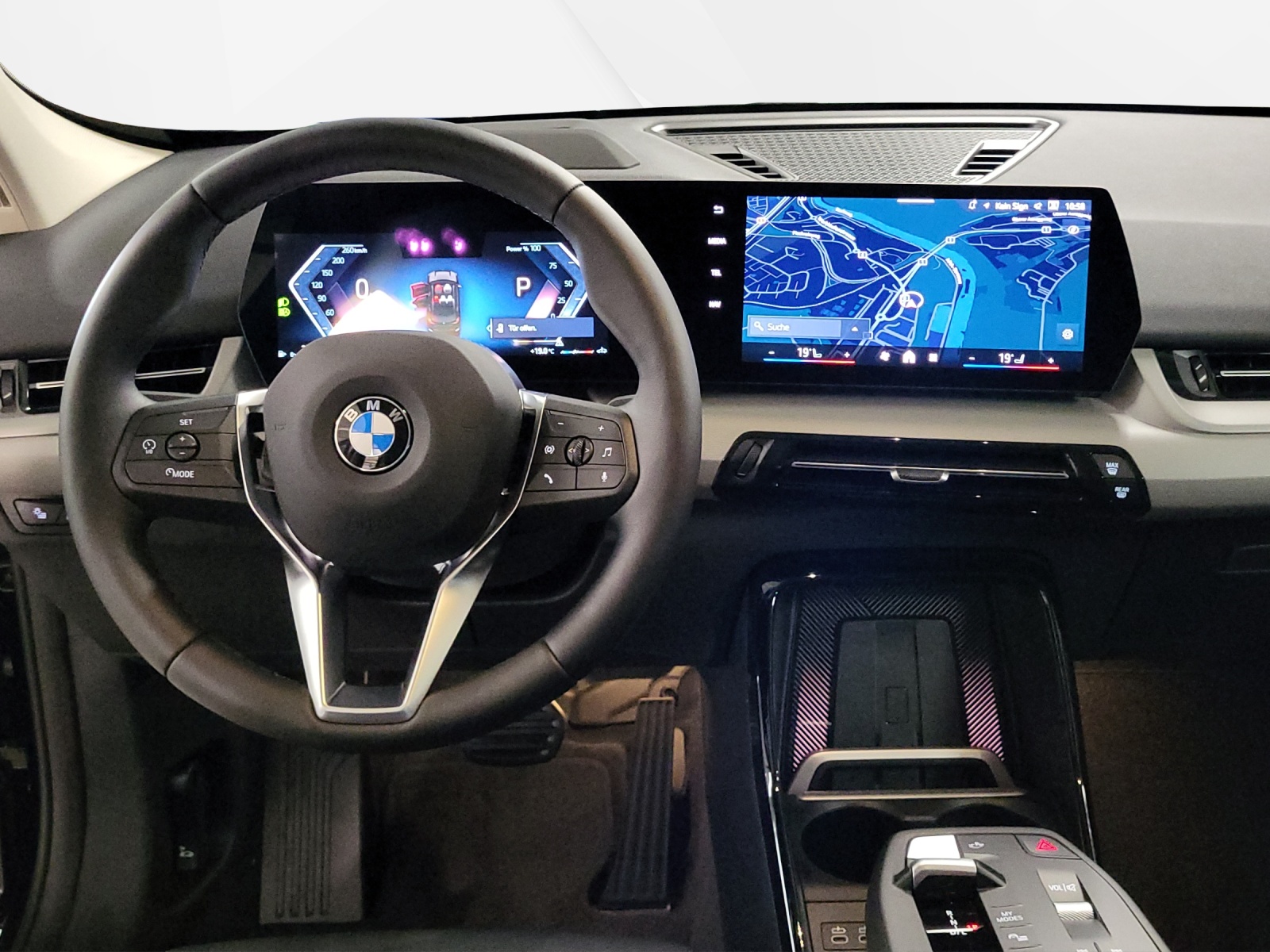 BMW X1 sDrive 18i-image-12