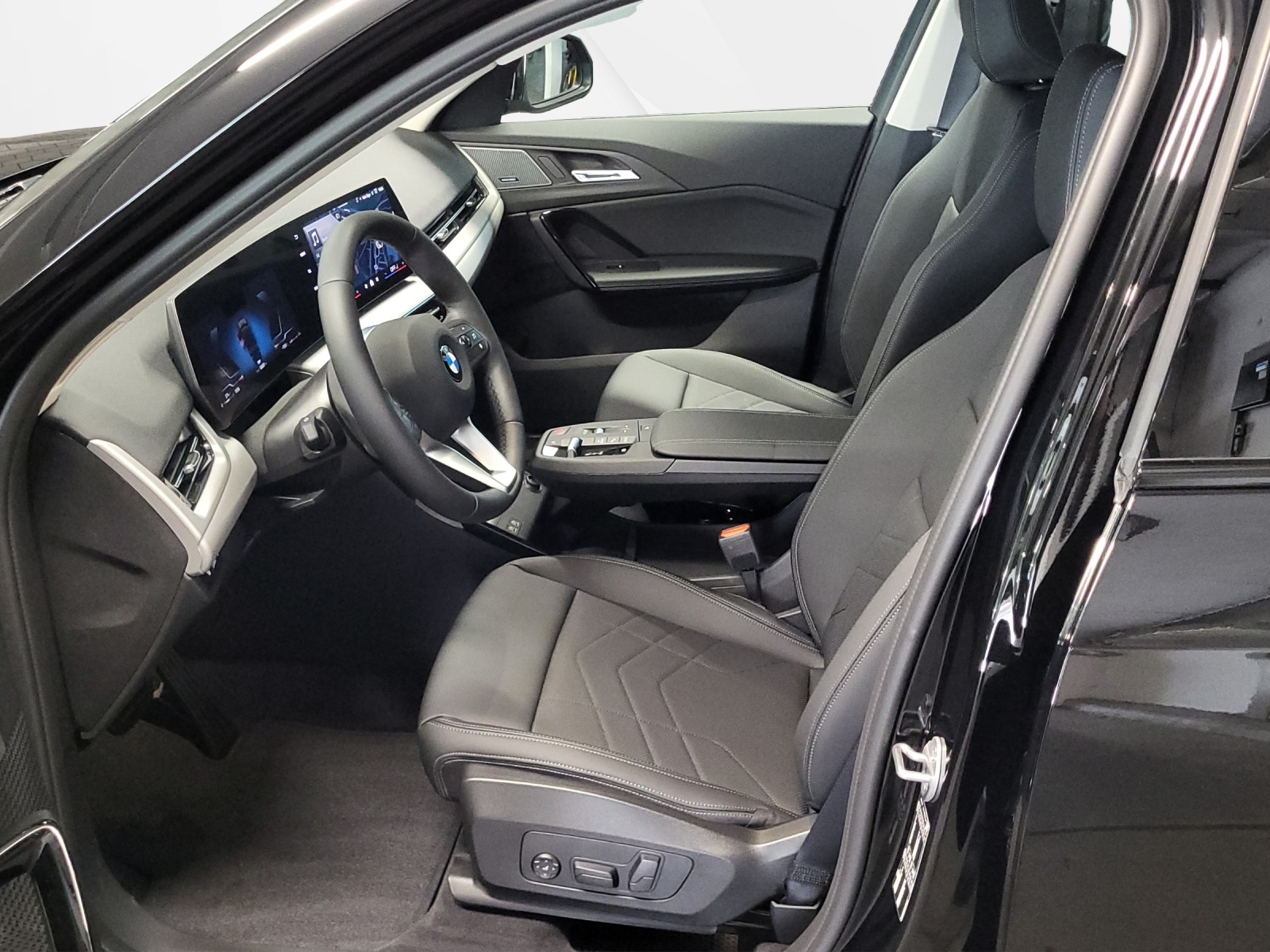 BMW X1 sDrive 18i-image-9