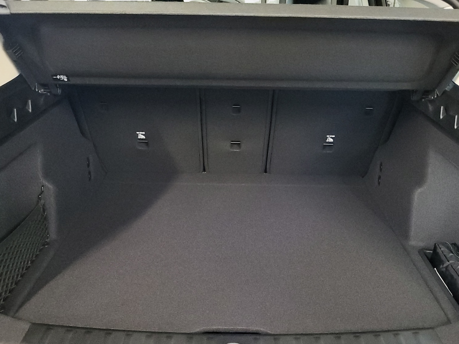 BMW X1 sDrive 18i-image-19